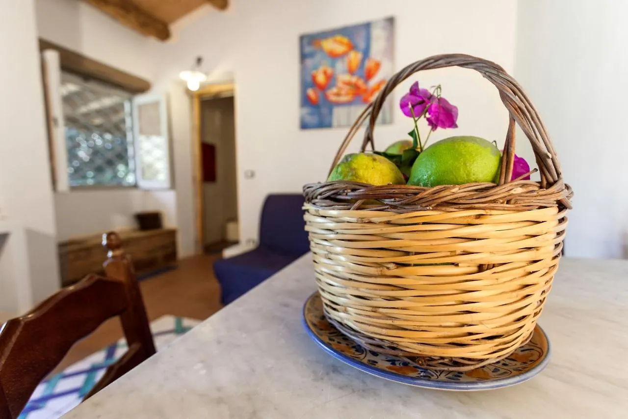 Country house Agricontura Guest House Capri Leone