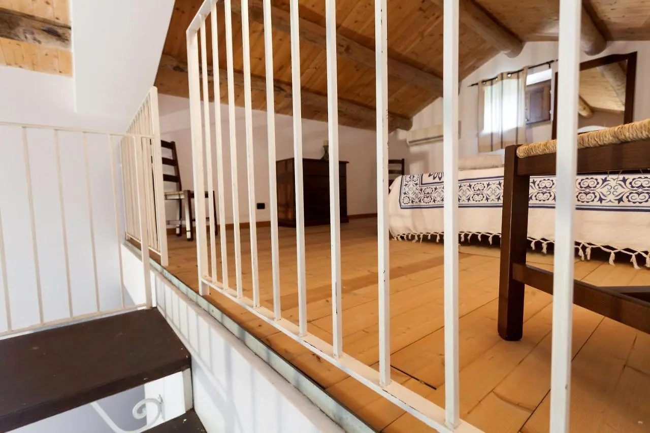 Agricontura Guest House Capri Leone Country house