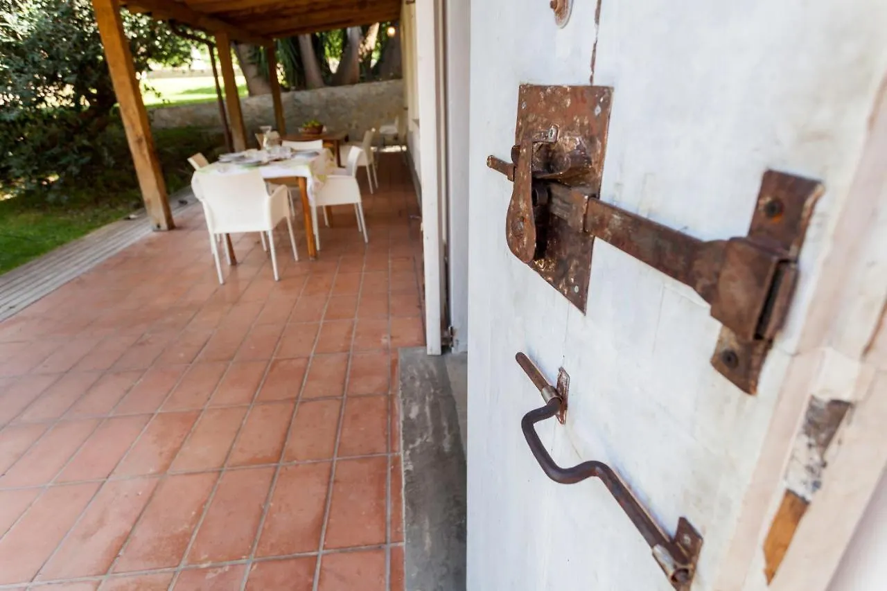 Country house Agricontura Guest House Capri Leone Italy